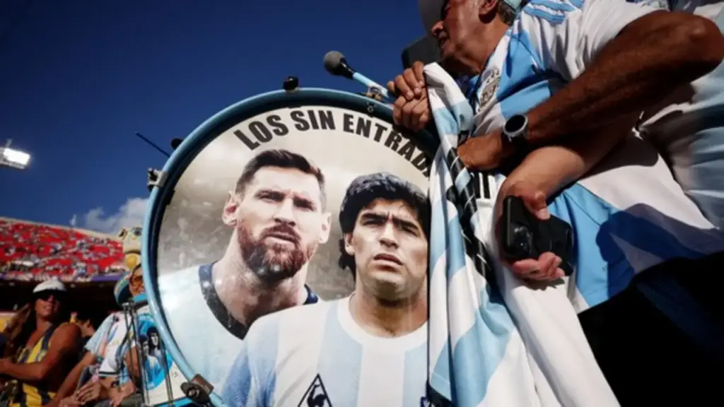Từ Maradona tới ‘kỷ nguyên’ Messi: Lịch sử đối đầu đầy duyên nợ giữa Anh và Argentina ở World Cup