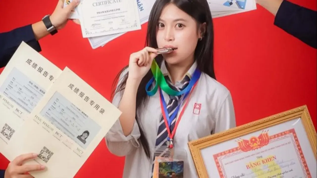 Từ số 0 tiếng Trung, nữ sinh Việt chinh phục cùng lúc 3 đại học danh giá nhất Trung Quốc