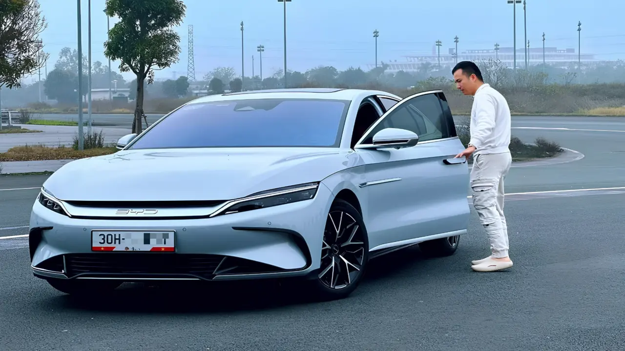 Từ xe sang lái xe điện Trung Quốc: Phải xác định chủ động sạc để tránh 'vỡ mộng'