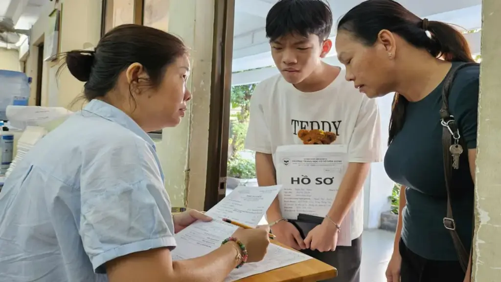Tuyển bổ sung lớp 10 TP.HCM: Cơ hội có rộng mở?
