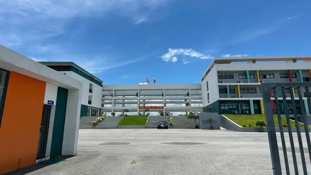 Tuyên Quang báo cáo Thủ tướng, kiểm tra toàn bộ bài thi toán điểm 10