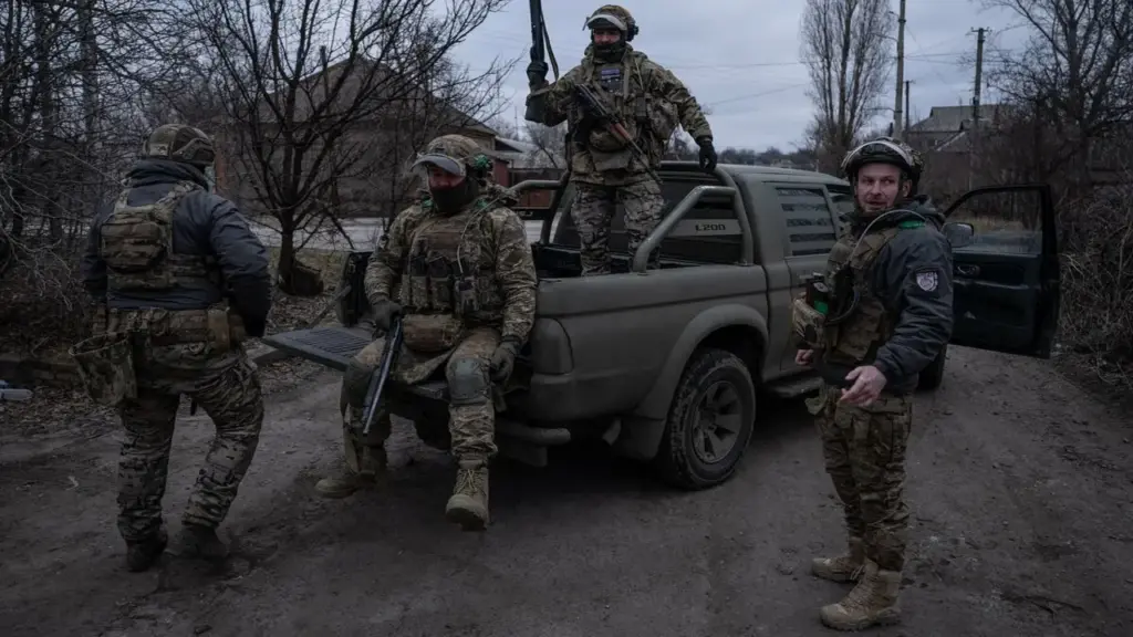 Ukraine bác tin Nga kiểm soát cửa ngõ vành đai pháo đài Donetsk