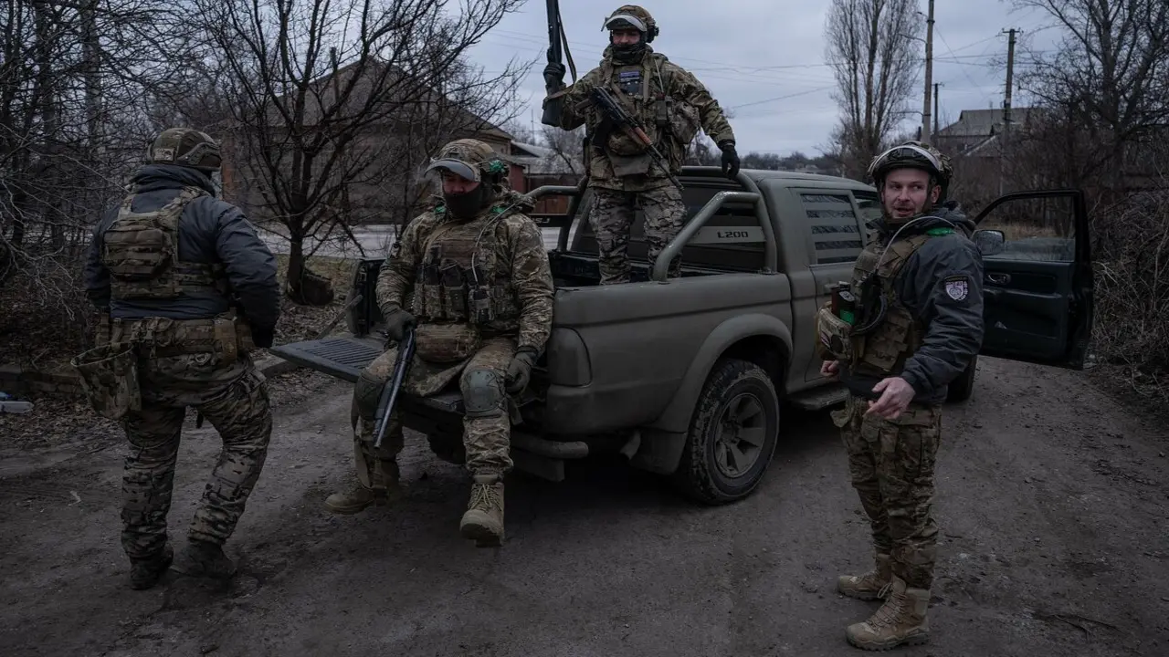 Ukraine bác tin Nga kiểm soát cửa ngõ vành đai pháo đài Donetsk