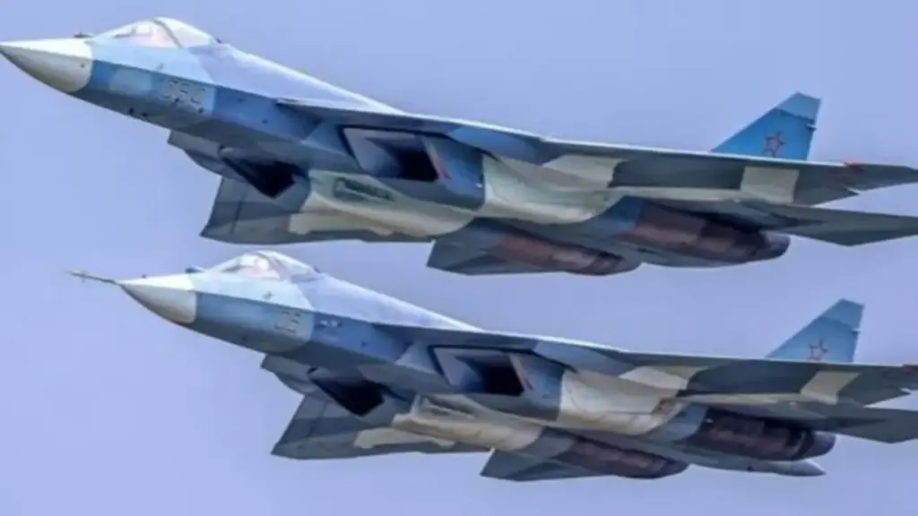 Ukraine tung đòn tấn công tầm xa, Nga hành động khẩn