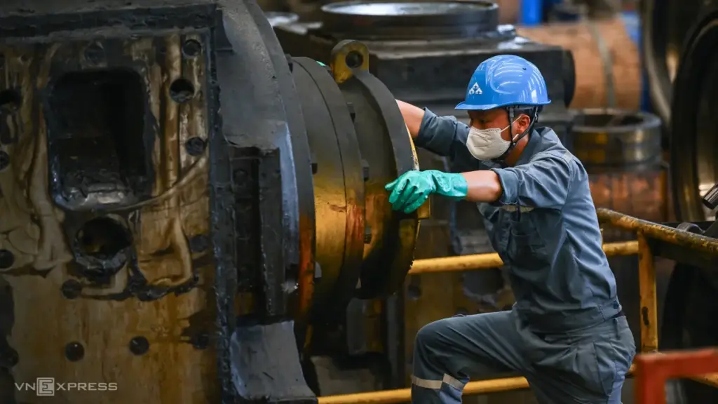 UOB nâng dự báo tăng trưởng Việt Nam lên 8,5%