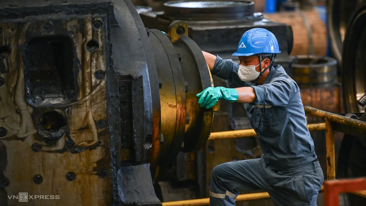UOB nâng dự báo tăng trưởng Việt Nam lên 8,5%