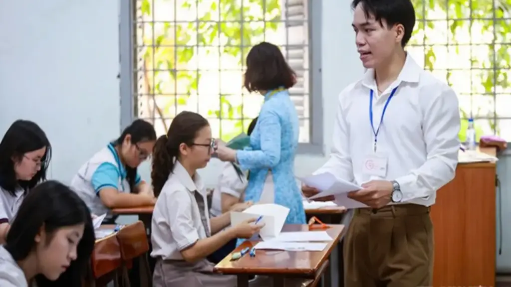 Ủy ban Văn hóa - Xã hội nêu lý do đề nghị thay đổi kỳ thi '2 trong 1'