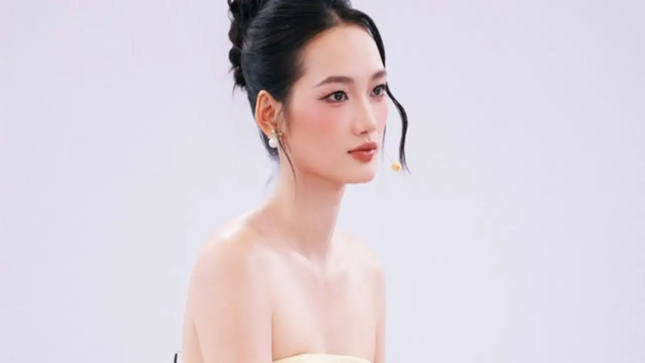 Vẻ quyến rũ 'vạn người mê' của Á hậu Quỳnh Anh