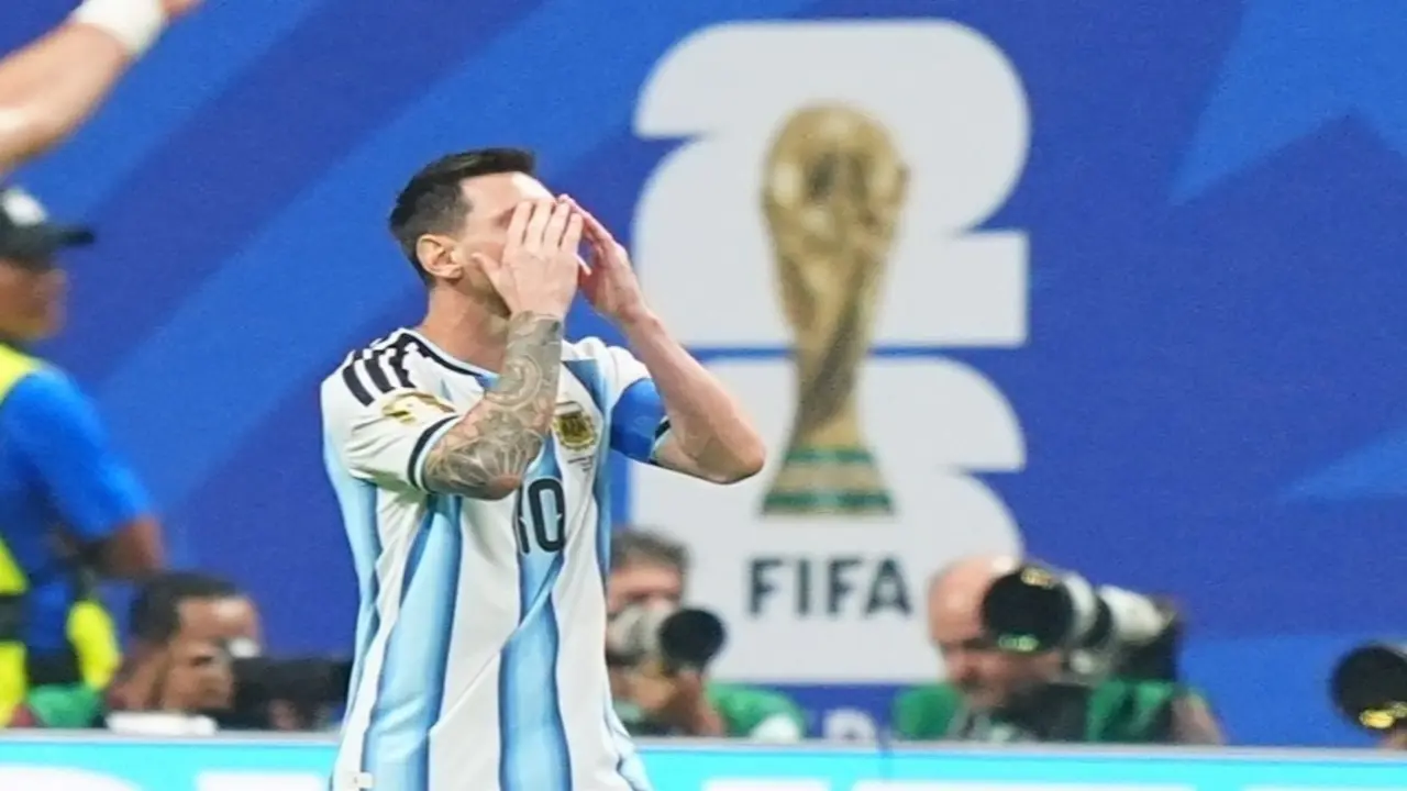 Vì sao Messi thường xuyên đá hỏng phạt đền ở World Cup?