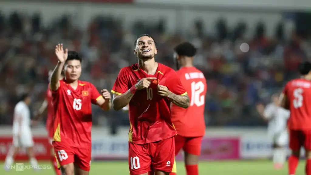 Việt Nam 3-0 Myanmar (H2): Hoàng Hên ghi siêu phẩm
