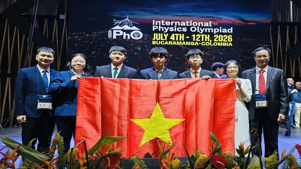 Việt Nam lần đầu vào top 7 Olympic Vật lý quốc tế