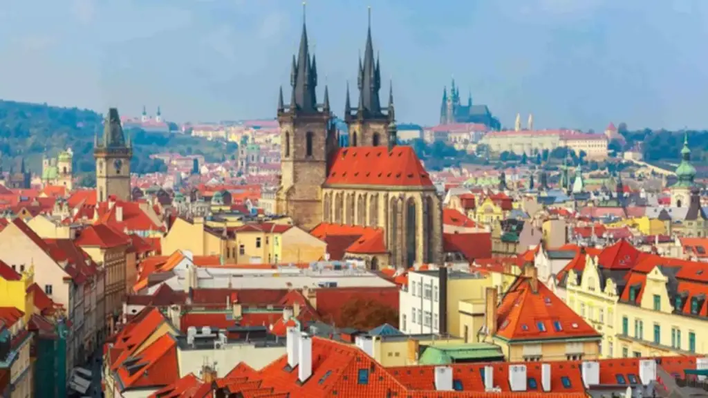 Vietjet kết nối Praha, mở ra cả một châu Âu cổ tích giữa đời thực