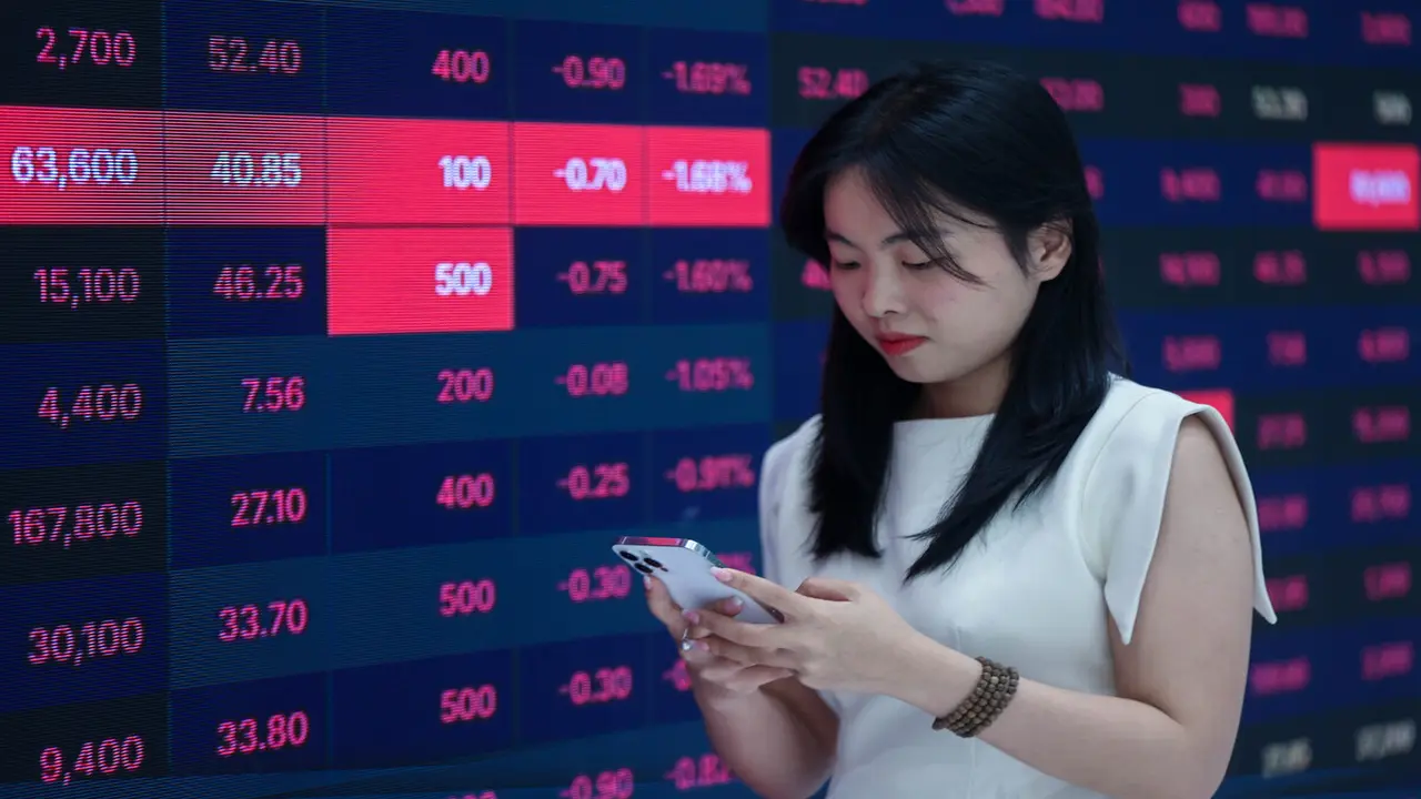 VN-Index xuống mức thấp nhất ba tháng