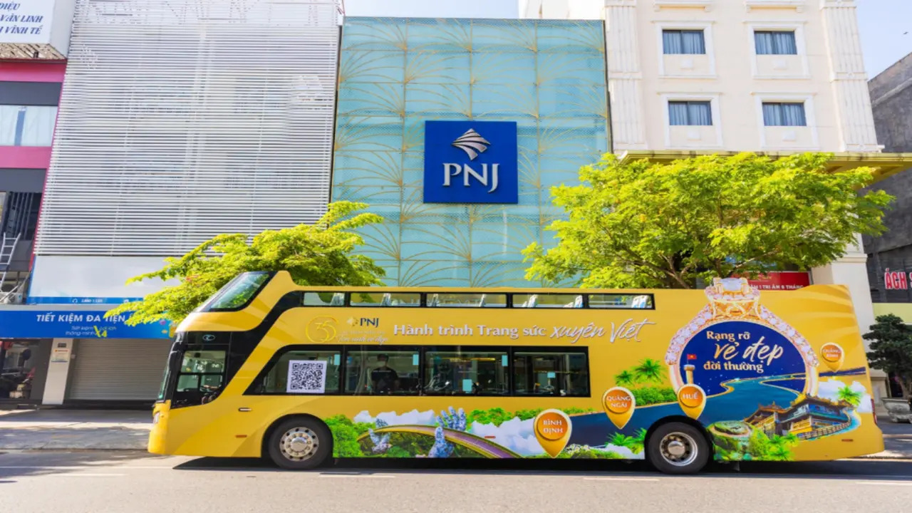 Vụ buôn lậu 28.000 viên kim cương: Cổ phiếu PNJ gặp phản ứng tiêu cực