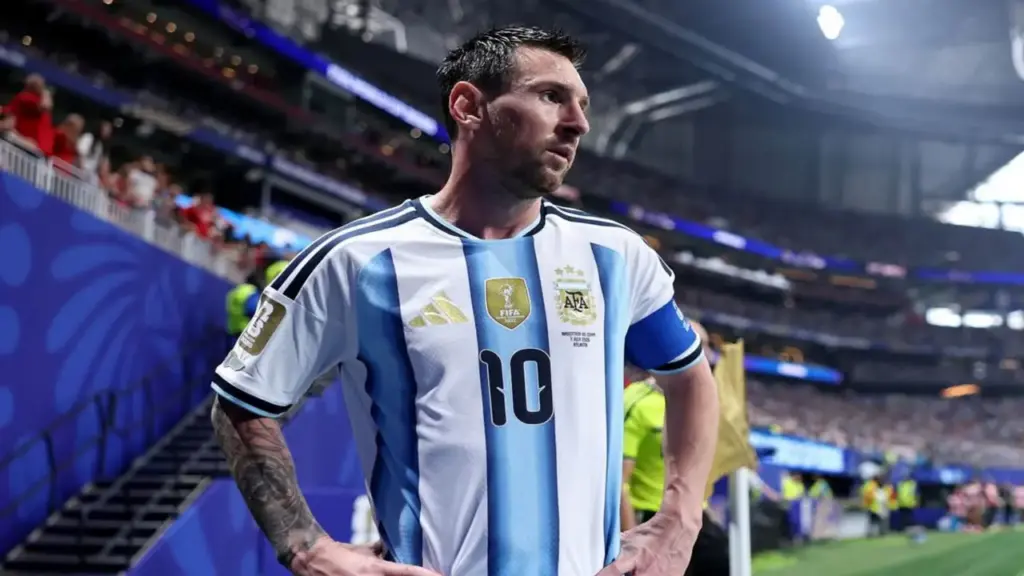 Vượt mặt Maradona, Messi trở thành ‘vua kiến tạo’ World Cup