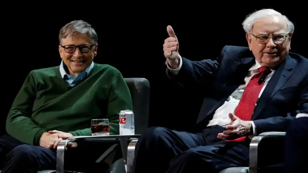 Warren Buffett hoãn quyên góp cho quỹ từ thiện của Bill Gates