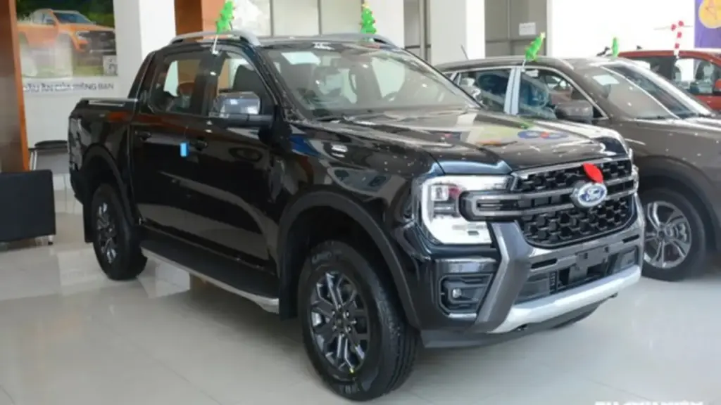 Xe bán tải lưu thông như xe con: Người dùng được gỡ rối, thị trường sôi động