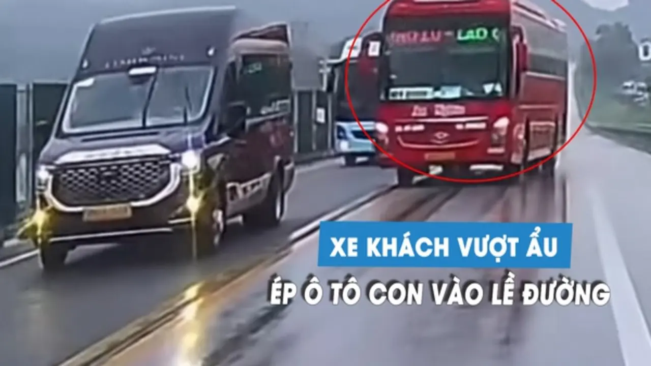 Xe khách cướp đường vượt ẩu, ép ô tô con vào lề cao tốc