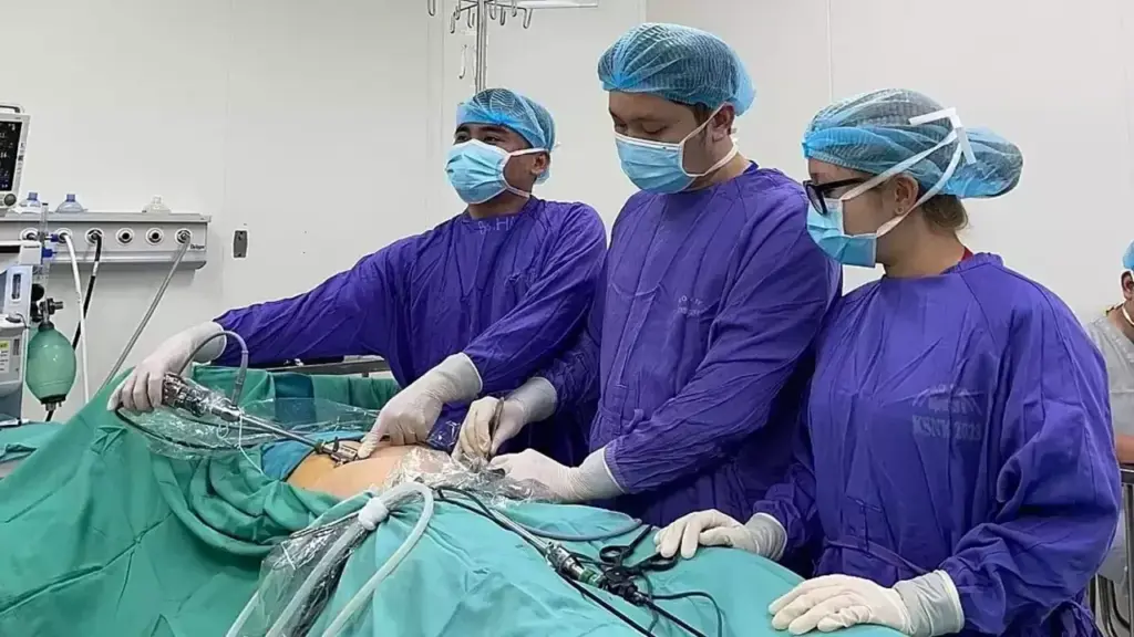Xin triệt sản vì sợ đẻ
