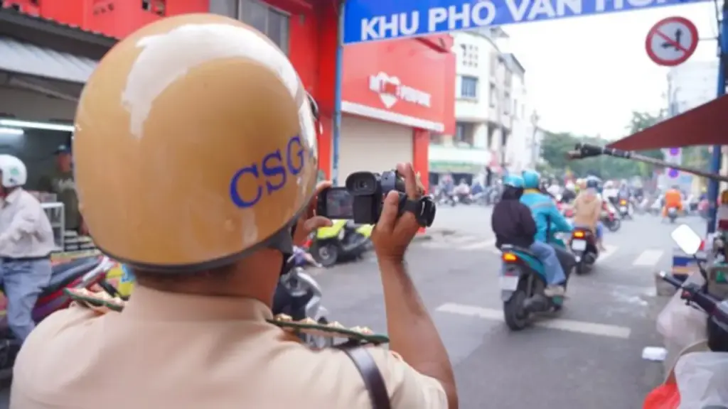 Xóa phạt nguội, đổi giấy phép lái xe nhanh: CSGT cảnh báo chiêu lừa mới